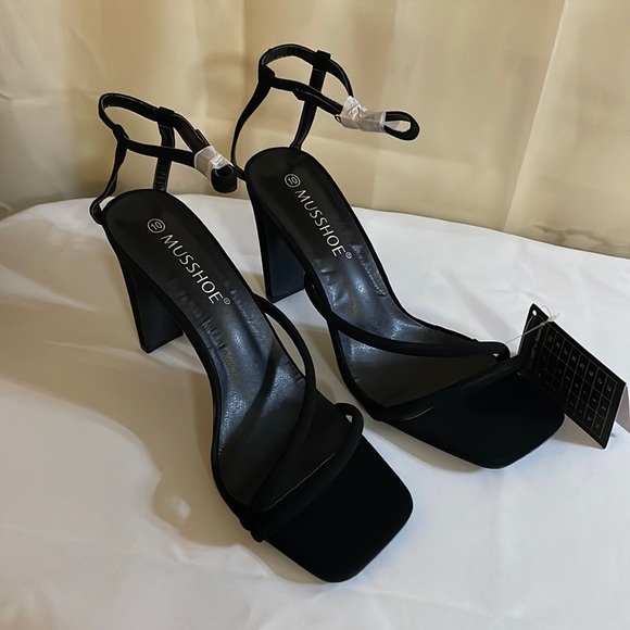 Musshoe Square Toe Sandle 4” Size 10 New with Tag Black - Picture 1 of 10